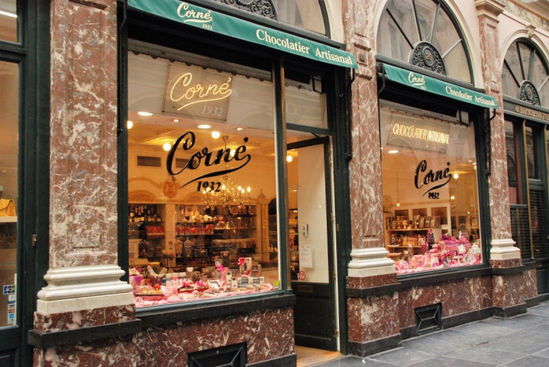 vente-PIERREFEU-min_chocolate_chocolaterie_shop_luxury_chic_gallery_brussels_belgium-558146